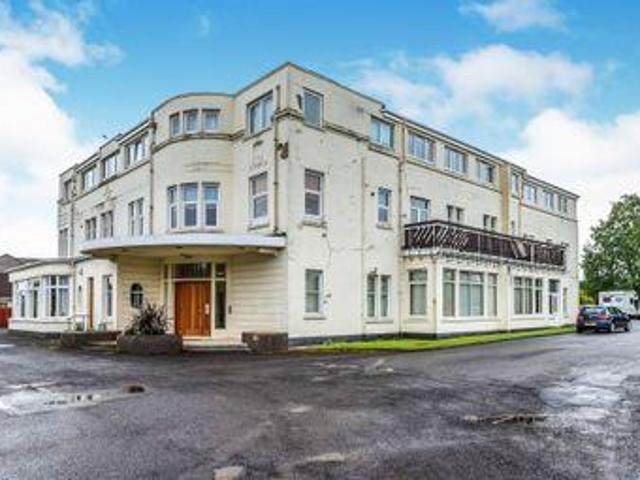 House for sale in Alexandria, Scotland