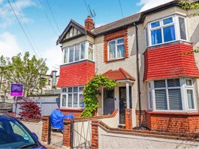 House for sale in Leigh-on-sea