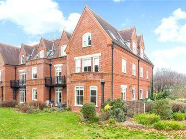 House for sale in Fole, Surrey