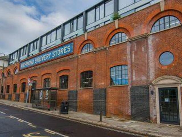 House for sale in Deepcut, Surrey