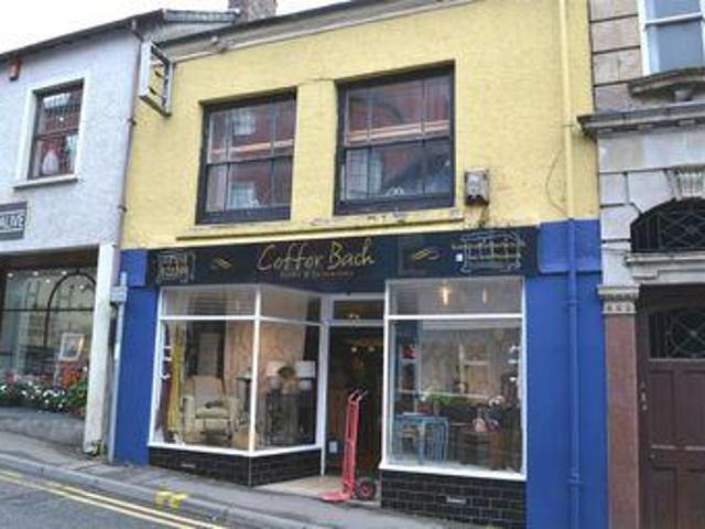 House for sale in Llandeilo, Wales