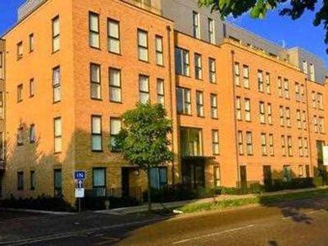 House for sale in London Borough of Ealing, Greenford