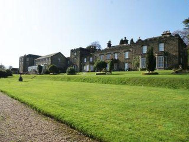 House for sale in Froggatt, East Midlands