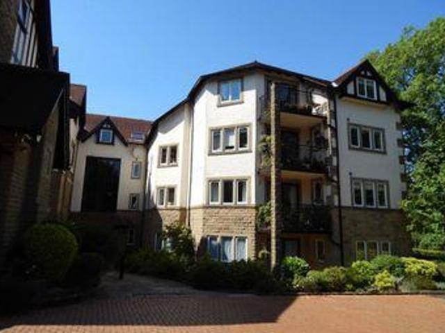 House for sale in Charlesworth, East Midlands