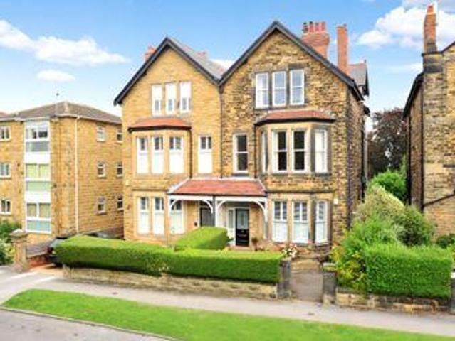 House for sale in Harrogate, North Yorkshire