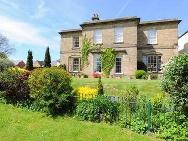 House for sale in Loundsley Green, East Midlands