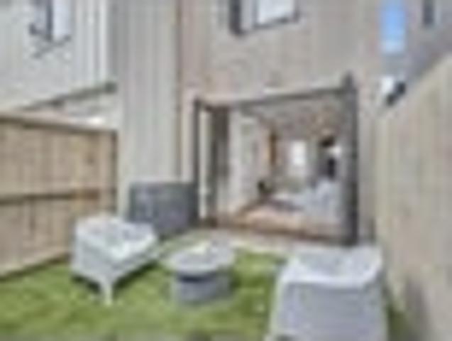 Townhouse for sale in Auckland, Oroua County