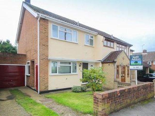 House for rent in Navestock Side
