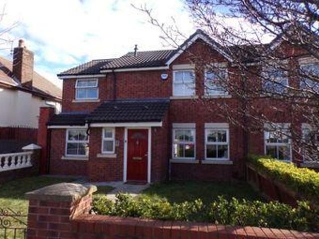 House for rent in Calderstones