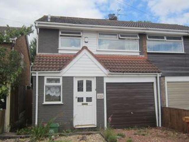House for rent in Calderstones