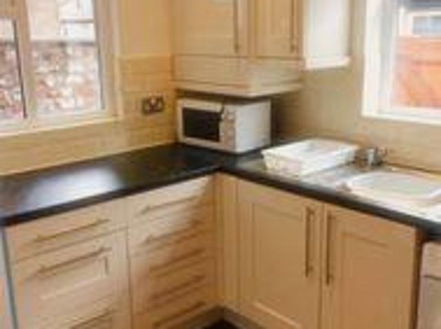 House for rent in Calderstones