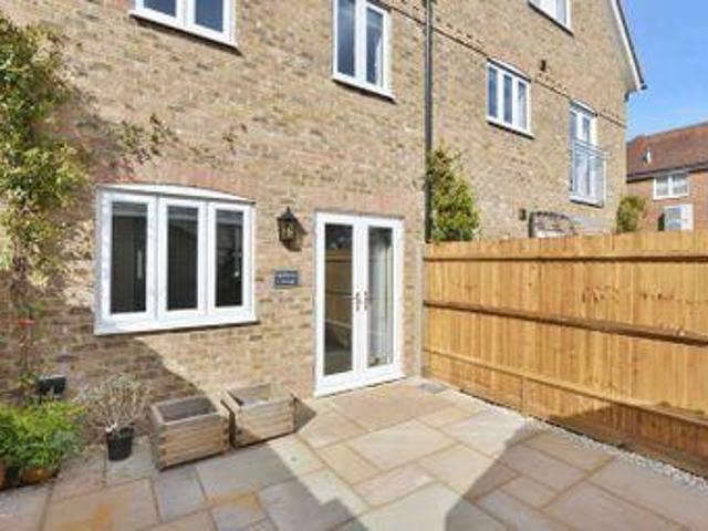 House for rent in Fole, Surrey