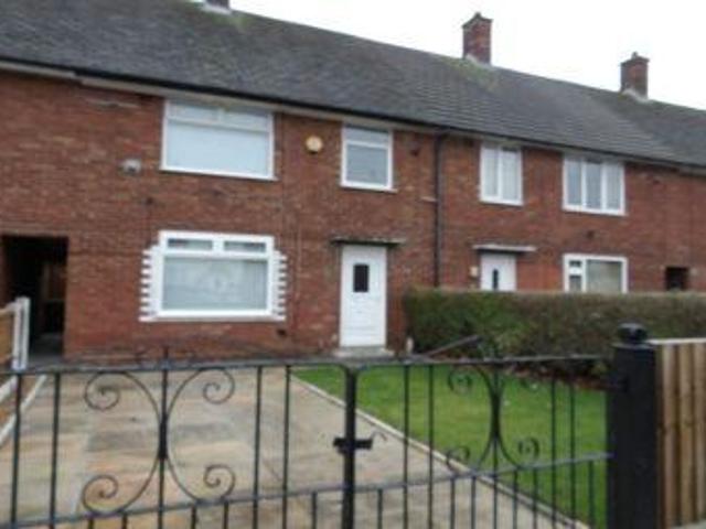 House for rent in Calderstones