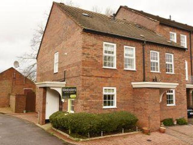 House for rent in Twickenham, Greater London