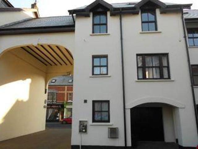 House for rent in Llanbadoc, Wales