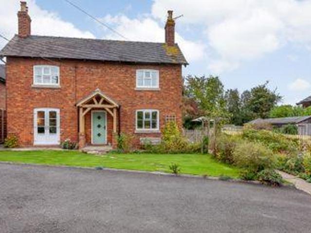 House for sale in Beamhurst, Staffordshire