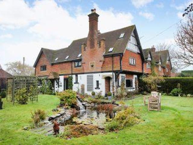 House for sale in Perryfields, West Sussex