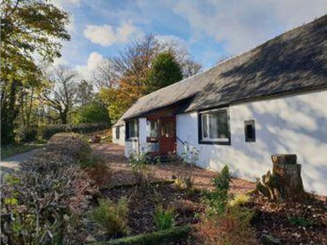 House for sale in Lochwinnoch, Scotland