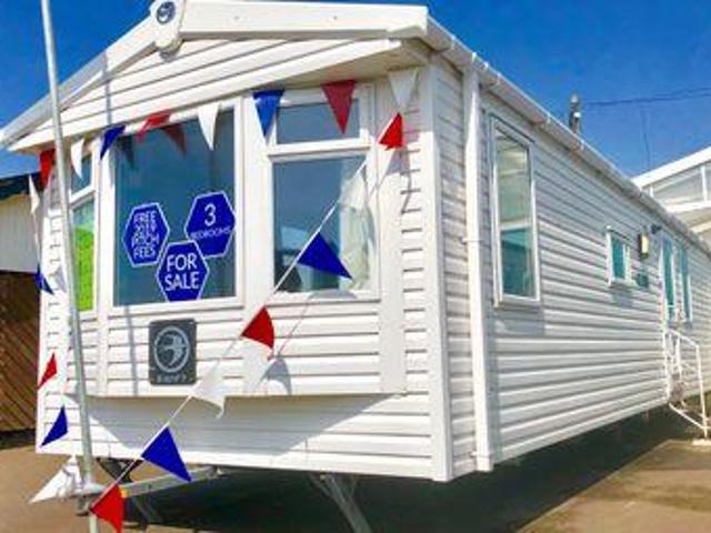 House for sale in Dale Hill, Essex