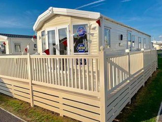 House for sale in Dale Hill, Essex