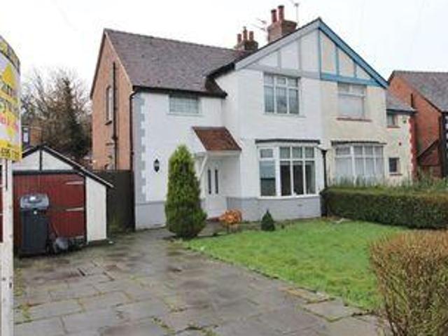 House for sale in Roby Mill, Lancashire