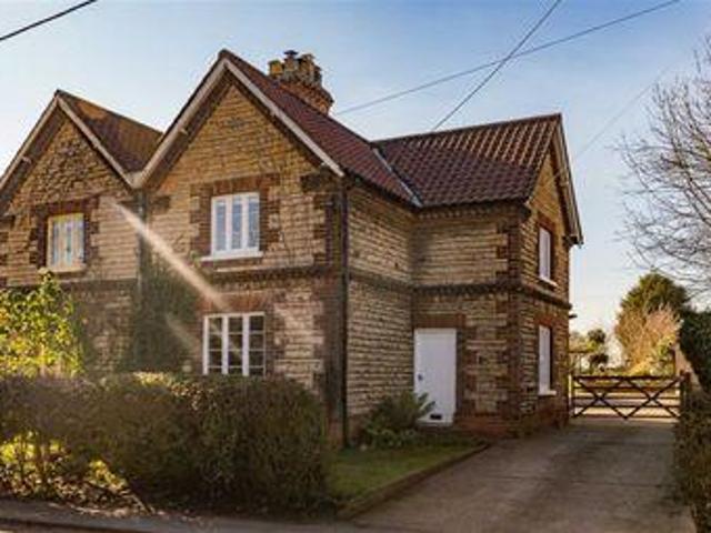 House for sale in Dragonby, North Lincolnshire