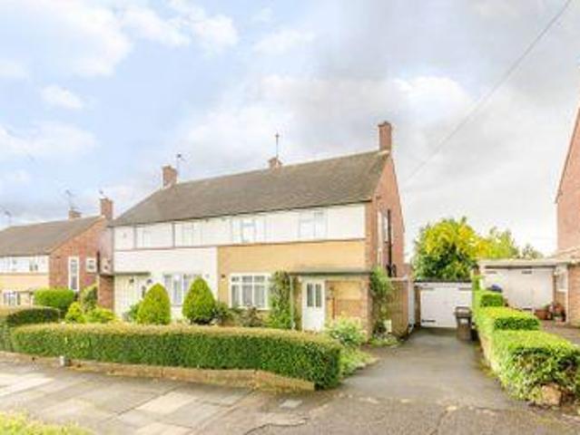 House for sale in Pinner, Greater London