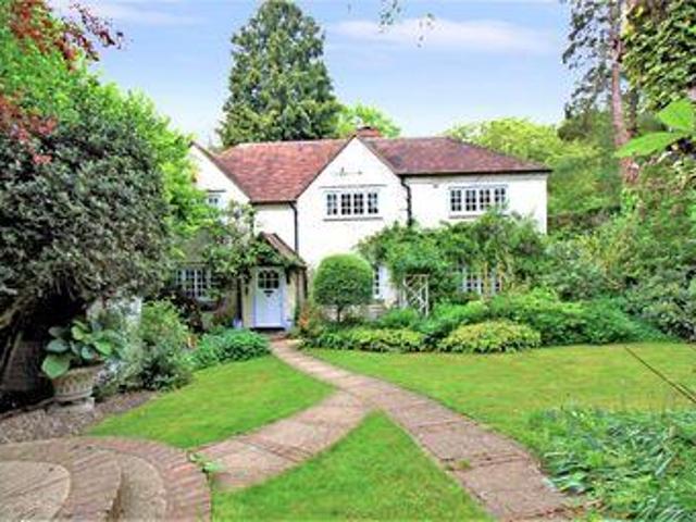 House for sale in Gerrards Cross, Denham