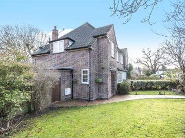 House for sale in Pinner, Greater London