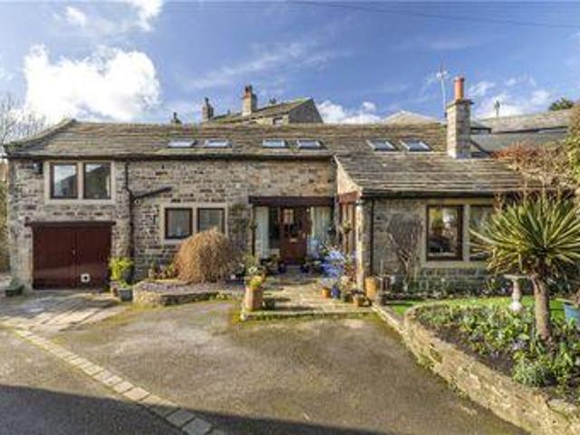 House for sale in Keighley, West Yorkshire