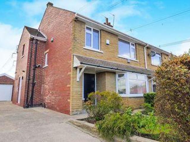 House for sale in Dewsbury, West Yorkshire