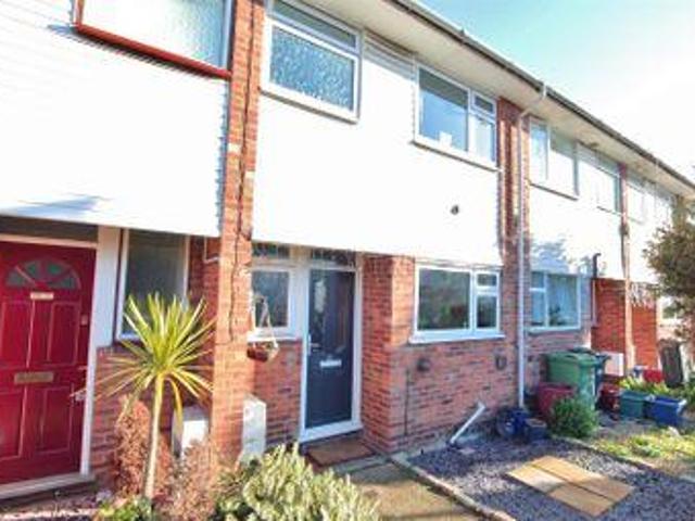 House for sale in Isleworth, Greater London