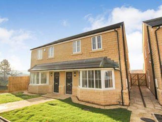 House for sale in Dewsbury, West Yorkshire