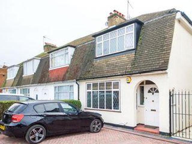House for sale in Edgware, Greater London