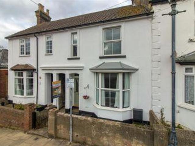House for sale in Oad Street, Kent