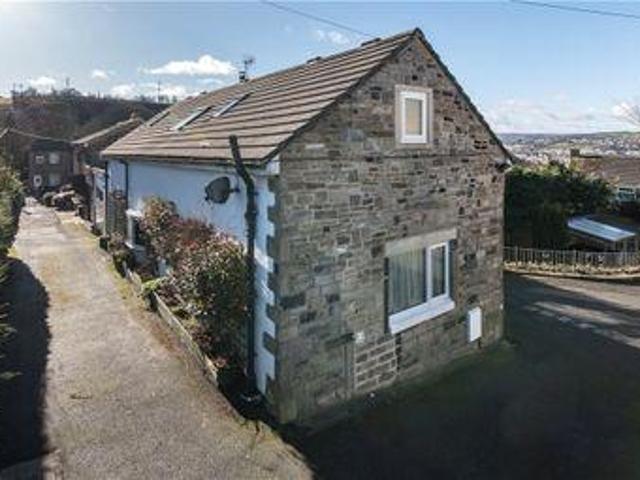 House for sale in Keighley, West Yorkshire
