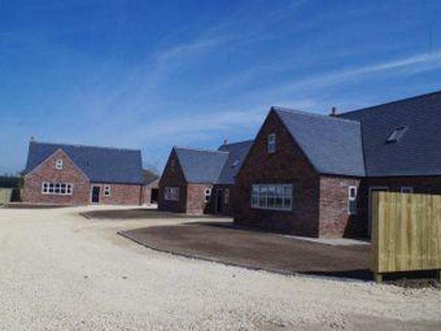 House for sale in High Field, York