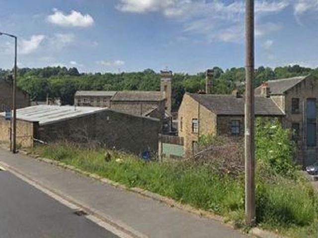 House for sale in Halifax, West Yorkshire
