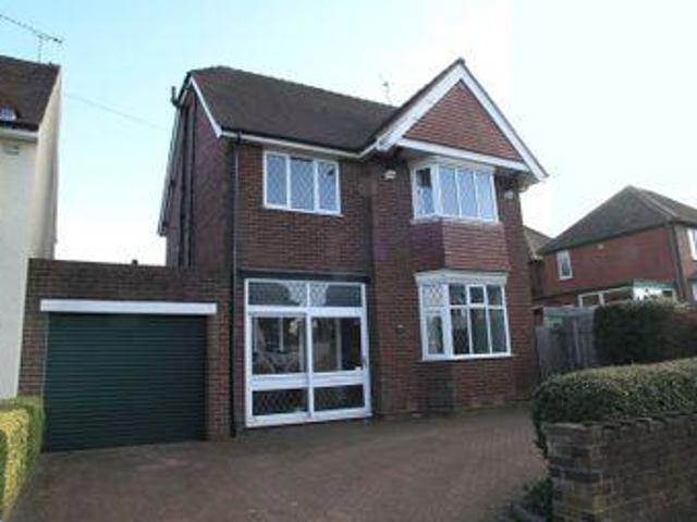 House for sale in Halesowen, West Midlands