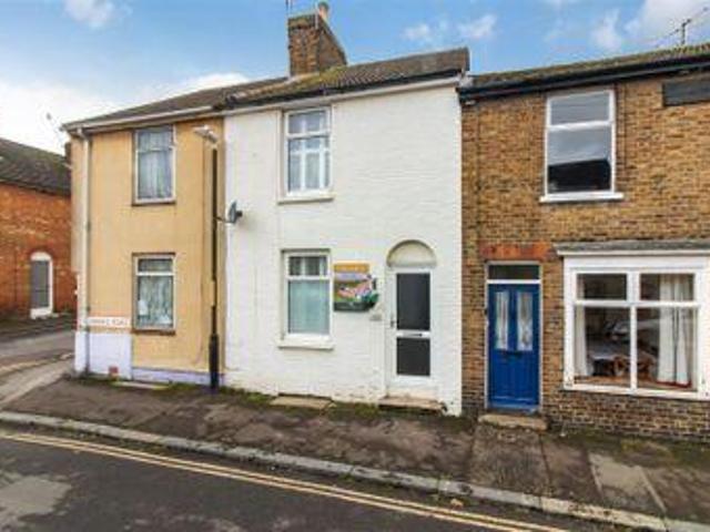 House for sale in Oad Street, Kent
