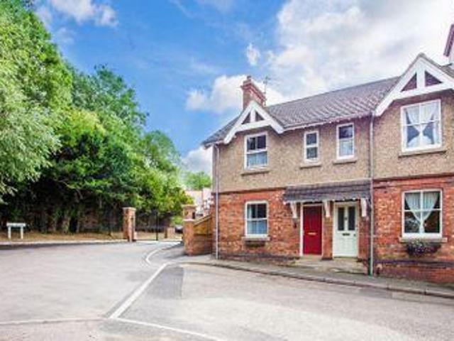 House for sale in Buckingham, Buckinghamshire