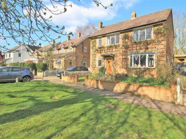 House for sale in North Watford, Hertfordshire