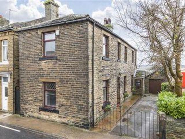House for sale in West Yorkshire