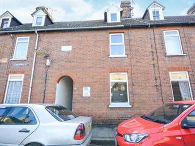 House for sale in Oad Street, Kent