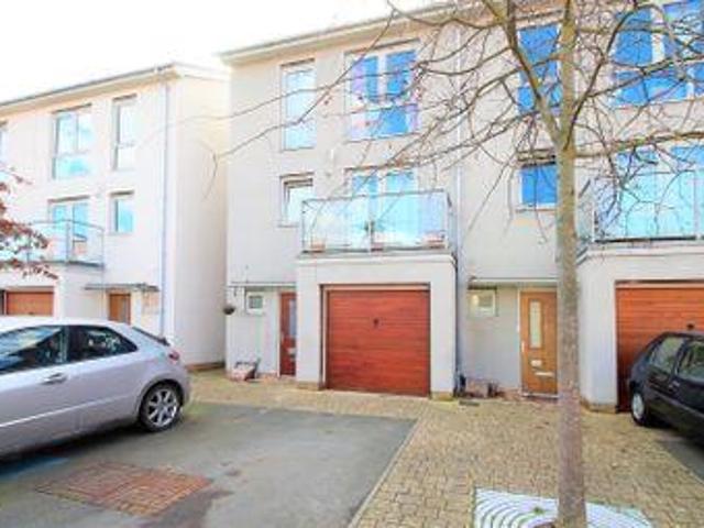 House for sale in Monks Orchard, Kent