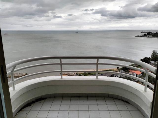 Condominium for rent in Malaka