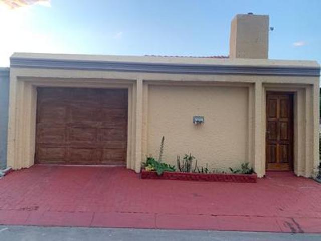 House for sale in Diepkloof