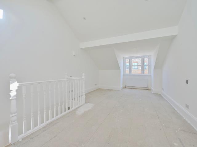 House for rent in London Borough of Merton, Merton Park