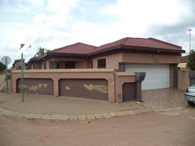 House for sale in Refilwe, Gauteng