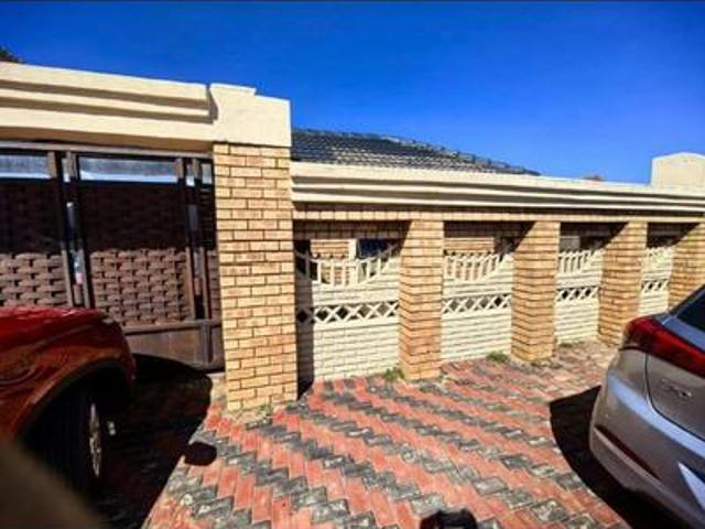 House for sale in Ekurhuleni, Gauteng